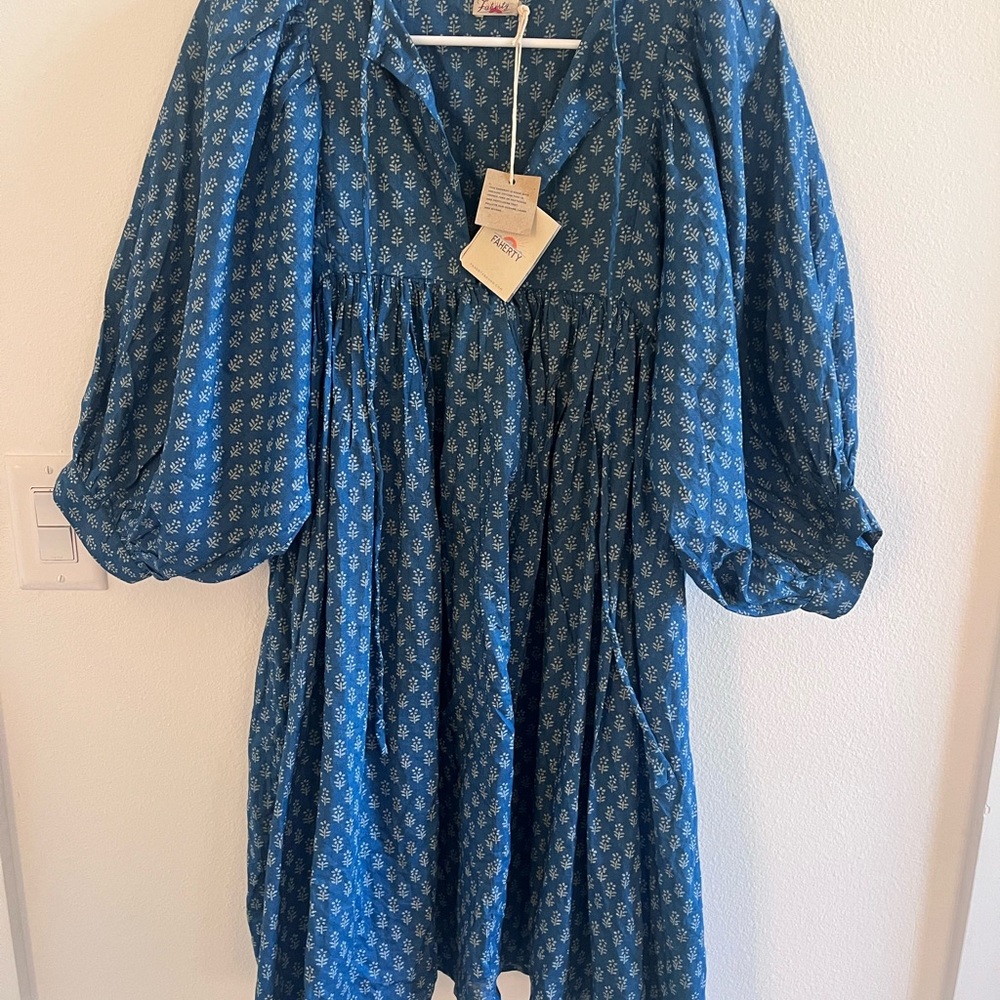 Faherty blue floral dress NWT 100% organic cotton